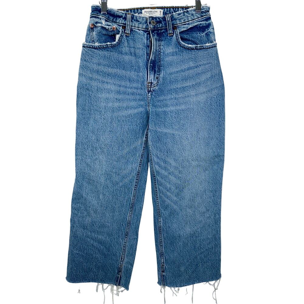Abercrombie & Fitch Curve Love 90s Relaxed Jean High Rise Blue Jeans Size 28 6 S